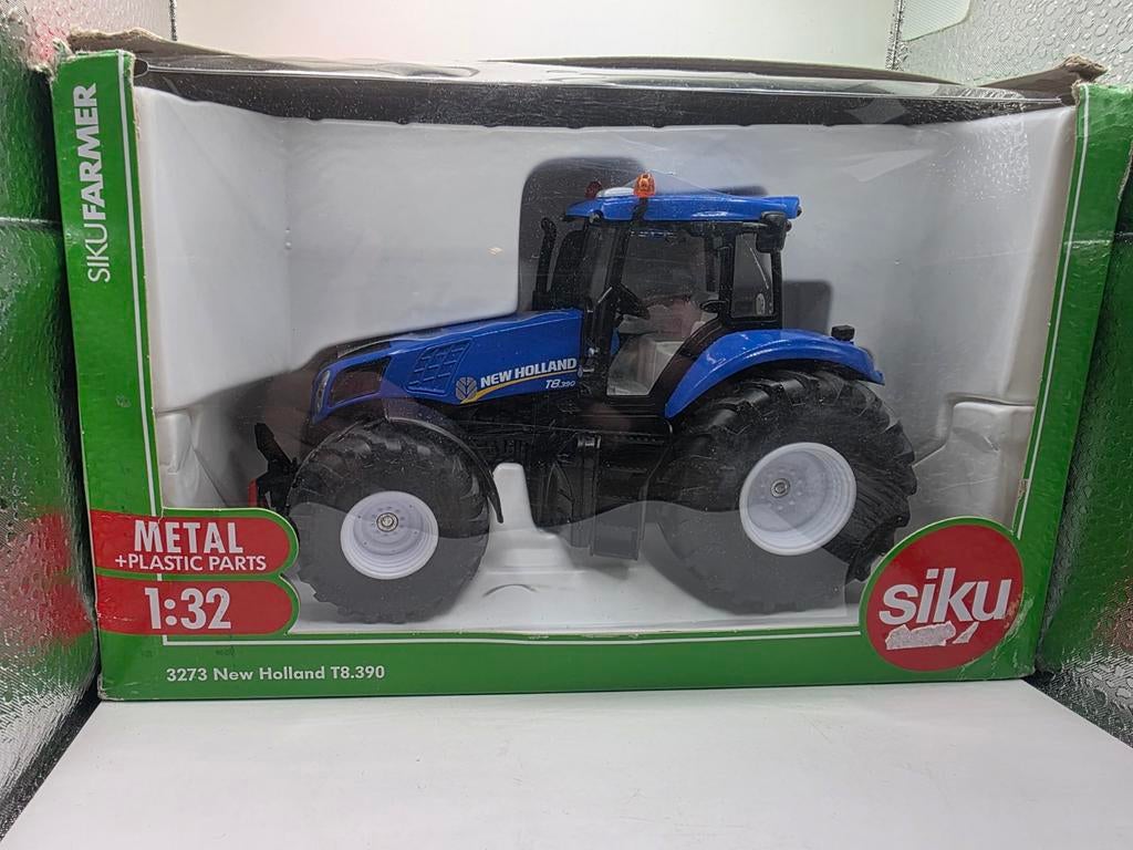 New Holland t8.390, Hobby en Vrije tijd, Modelauto's | 1:32, Nieuw, Tractor of Landbouw, SIKU, Ophalen of Verzenden