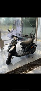 Piaggo Zip iget 2020 50km/h, Fietsen en Brommers, Scooters | Piaggio, Ophalen, Zo goed als nieuw, Zip