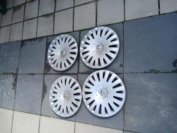 Wieldoppen 16inch. Volkswagen . Koopje. Compleet 4 stuks beschikbaar voor biedingen