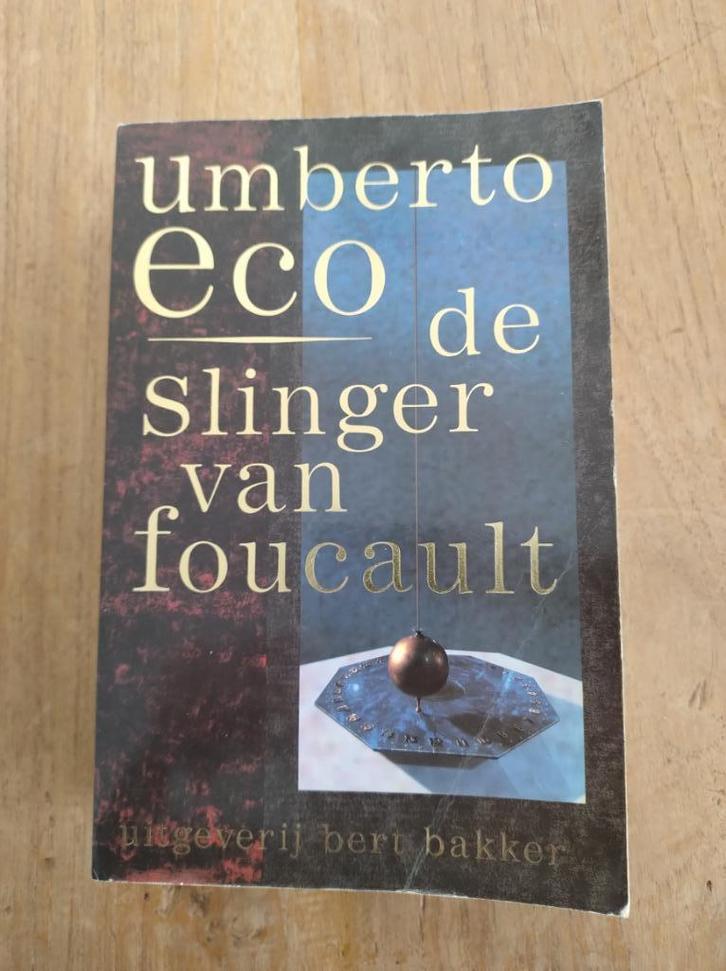 De slinger van foucault - Eco, Umberto - ISBN 9035107004, Boeken, Thrillers, Gelezen, Verzenden