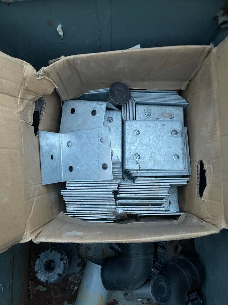 Hoekijzers, Doe-het-zelf en Verbouw, IJzerwaren en Bevestigingsmiddelen, Gebruikt, Overige typen, Ophalen of Verzenden, Minder dan 50 mm