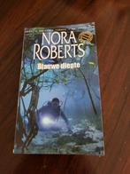 Nora Roberts, blauwe diepte, Ophalen of Verzenden, Zo goed als nieuw