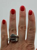 T563 Prachtige zilveren modernist ring maat 16,75, Ophalen of Verzenden, Kleiner dan 17, X, Dame