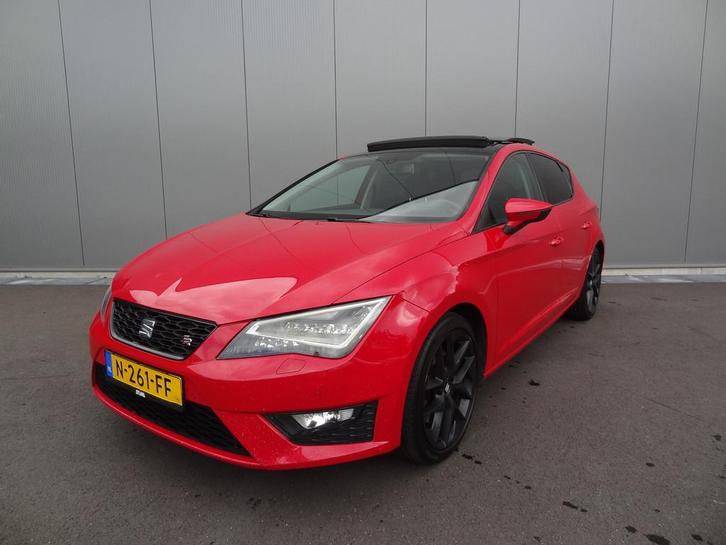 SEAT Leon 1.8 TSI | FR | 180 PK | PANO | NAVI | STOELV |, Auto's, Seat, Bedrijf, Te koop, Leon, ABS, Airbags, Airconditioning
