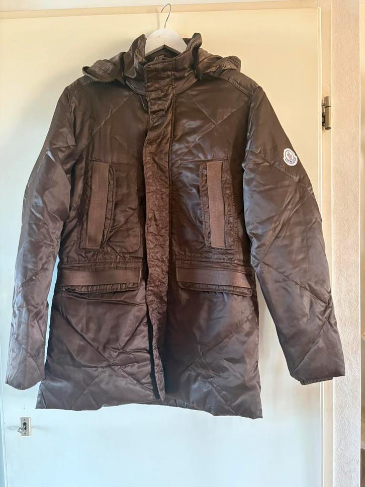 Prachtige bruine winterjas van Moncler mt L, Kleding | Heren, Jassen | Winter, Zo goed als nieuw, Maat 52/54 (L), Bruin, Ophalen of Verzenden
