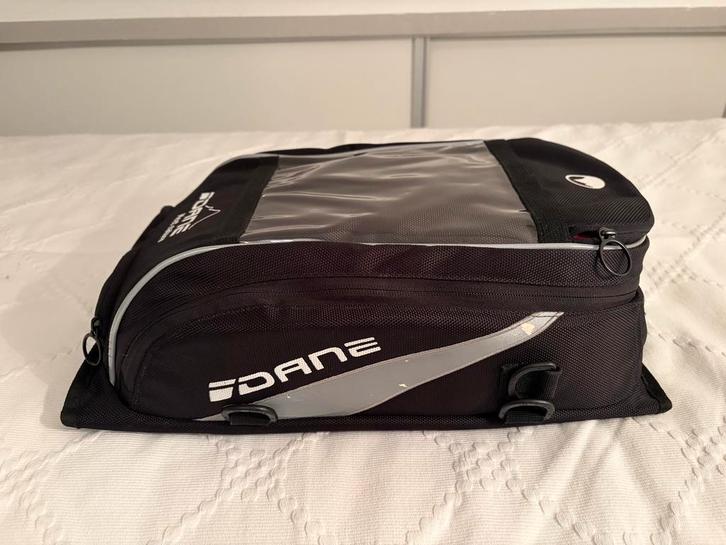 Tanktas met magneten 8 liter, Motoren, Accessoires | Koffers en Tassen, Zo goed als nieuw, Ophalen of Verzenden