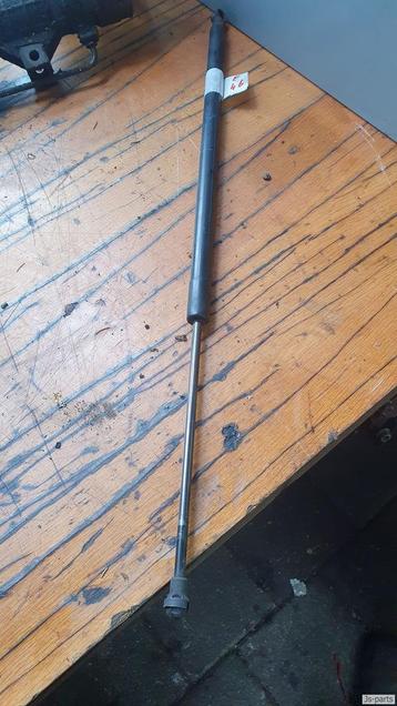 Gasveer achterklep BMW 3-serie E46 compact beschikbaar voor biedingen