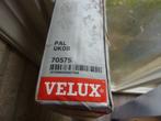 Nieuwe Velux jaloezie / PAL UK08 (134 x 140), brushed silver, Nieuw, Grijs, 100 tot 150 cm, 100 tot 150 cm