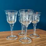 Gegraveerde wijnglazen gedraaide steel vintage, Ophalen of Verzenden, Zo goed als nieuw, Overige typen