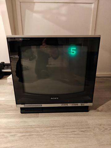 Sony Trinitron KV1882EC CRT Televisie beschikbaar voor biedingen
