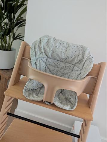 stokke tripp trapp babyset voor kinderstoel met kussen beschikbaar voor biedingen