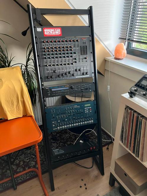 Fame Audio W-228 19 inch studio rack, Muziek en Instrumenten, Standaards, Zo goed als nieuw, Ophalen