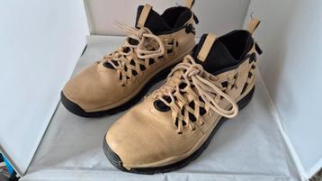 Nike Air hele mooie staat beige leer mt 45 beschikbaar voor biedingen