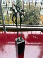 Liefdesbeeldje 'Omarming' - corry Ammerlaan, Antiek en Kunst, Kunst | Beelden en Houtsnijwerken, Ophalen of Verzenden