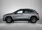 Mercedes-Benz GLA 180 Business Solution AMG | Trekhaak | MUL, Auto's, Mercedes-Benz, Zwart, 4 cilinders, Bedrijf, Nieuw