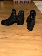 Zwarte enkellaarsjes met studs, Zwart, Lage of Enkellaarzen, Nieuw, Ophalen of Verzenden