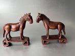 🔷Twee kleine Aziatische houten paardjes, Ophalen of Verzenden