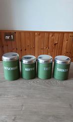 EMAILLE RESEDA GROENE BUSSENSET MET GOUDEN BIES., Antiek en Kunst, Antiek | Emaille, Ophalen of Verzenden