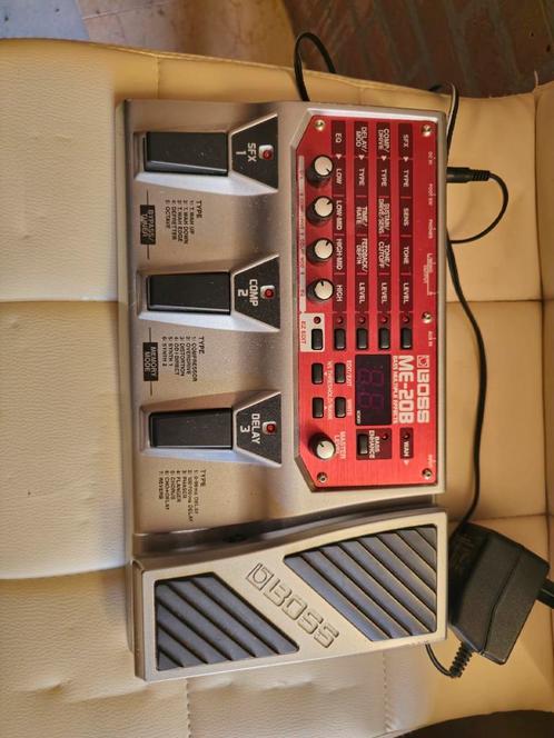 Boss ME-20B Small Portable Guitar Multiple Effects Pedal, Muziek en Instrumenten, Effecten, Zo goed als nieuw, Chorus, Reverb
