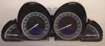 Kmteller MB SL (R230) reparatie instrumentenpaneel  beschikbaar voor biedingen