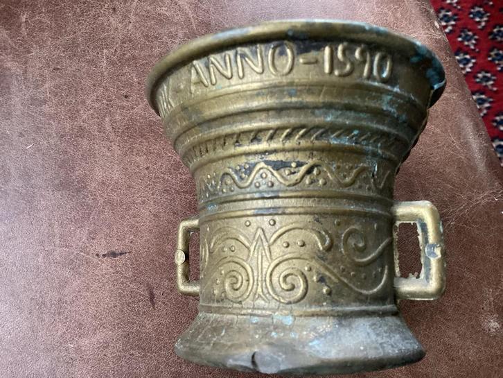 Antieke Bronzen Mortier ANNO-1590, Antiek en Kunst, Antiek | Koper en Brons, Brons, Ophalen of Verzenden