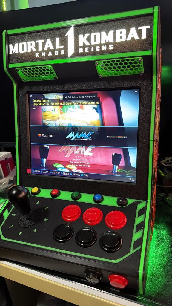 10 inch arcade kast, zelf gebouwd met pi5, Verzamelen, Automaten | Overige, Nieuw, Ophalen