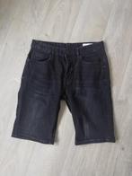 Zwarte jeans / spijker short maat 30, W32 (confectie 46) of kleiner, Ophalen of Verzenden, Zo goed als nieuw, Zwart