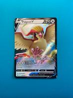 Pidgeot V 137/197 Lost Origin, Nieuw, Foil, Ophalen of Verzenden, Losse kaart