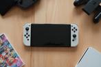 Nintendo Switch OLED + Mario Kart 8, Spelcomputers en Games, Spelcomputers | Nintendo Switch, Met games, Zo goed als nieuw, Met 1 controller