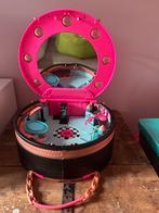 Leuk LOL Surprise Poppenhuis/ makeup koffer, Ophalen, Zo goed als nieuw, Poppenhuis