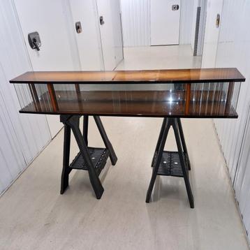  vitrinekast met spigel jaren 60, in mid-century modern beschikbaar voor biedingen