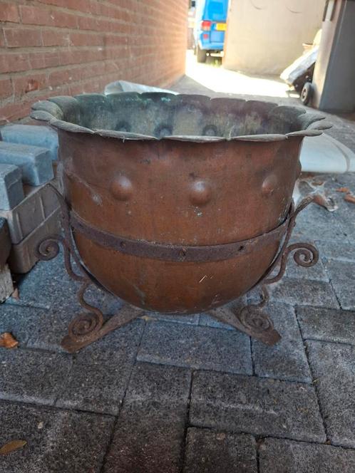 Koperen plantenbak of degelijke., Tuin en Terras, Bloembakken en Plantenbakken, Zo goed als nieuw, Tuin, Minder dan 60 cm, Rond