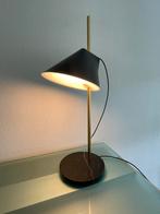 Louis Poulsen YUH tafellamp, Ophalen of Verzenden, Metaal, Zo goed als nieuw, 50 tot 75 cm