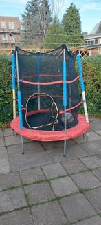 Kindertrampoline, Ophalen