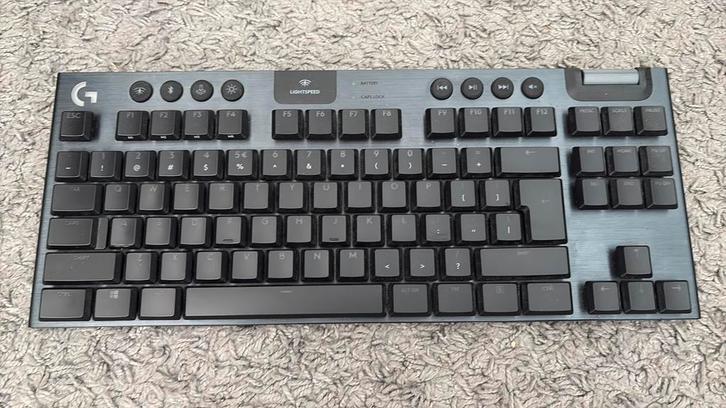 Logitech G915 TKL, Computers en Software, Toetsenborden, Gebruikt, Qwerty, Bedraad, Gaming toetsenbord, Ophalen of Verzenden