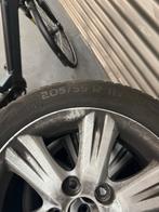 LEXUS IS250 WINTERSET (foto met auto erbij), Auto-onderdelen, Banden en Velgen, 17 inch, 205 mm, Winterbanden