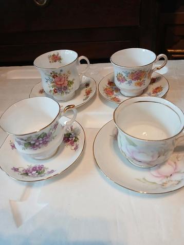 Bone China porseleinen kop en schotels, 4st.  beschikbaar voor biedingen