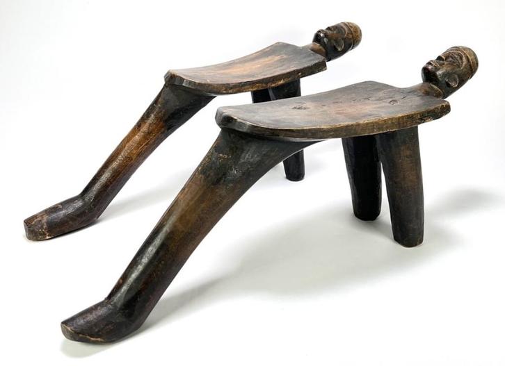 720. Houten Lobi krukjes – eerste helft 20e eeuw, W-Afrika, Antiek en Kunst, Kunst | Beelden en Houtsnijwerken, Ophalen of Verzenden