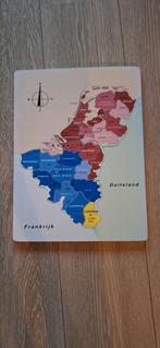 Te koop houten puzzel van de Benelux 23 stukjes, Ophalen of Verzenden, Zo goed als nieuw