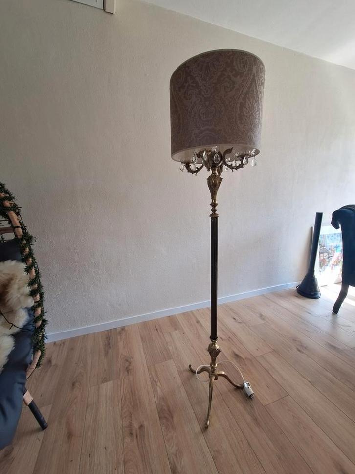 Oude Staande Lamp met Lampen, Huis en Inrichting, Lampen | Vloerlampen, Gebruikt, 150 tot 200 cm, Metaal, Stof, Ophalen