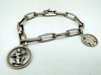 Zilveren 'close forever' armband, 2 bedels, 835, Sieraden, Tassen en Uiterlijk, Armbanden, Gebruikt, Info@zilverwebsite.nl, Verzenden