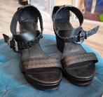Zwarte sandalen met sleehak Diesel maat 41, Kleding | Dames, Ophalen of Verzenden, Zo goed als nieuw, Zwart, Sandalen of Muiltjes