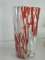 Retro, mooie glazen bloemenvaas. handwerk., Huis en Inrichting, Woonaccessoires | Vazen, Verzenden, Zo goed als nieuw, Glas, Minder dan 50 cm