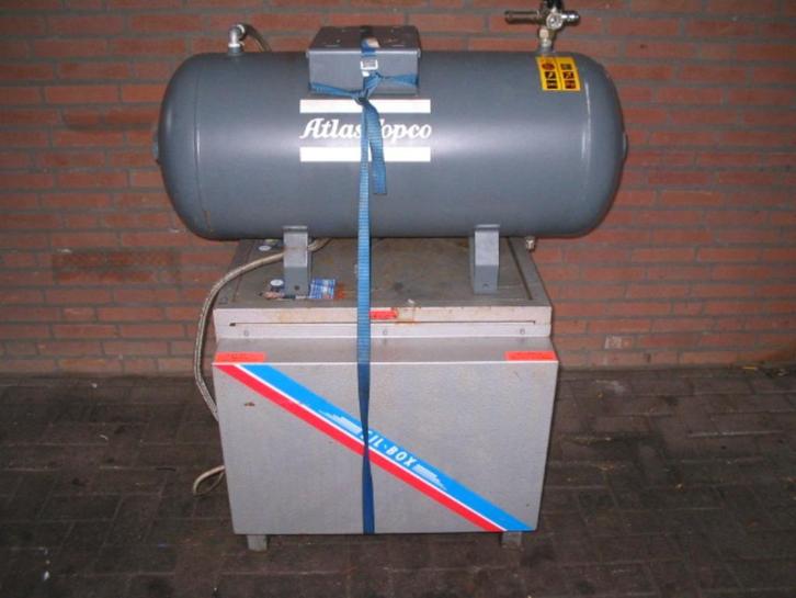 compressor creemers gedempt 2 pk, Doe-het-zelf en Verbouw, Compressors, Gebruikt, 10 bar of meer, 100 liter of meer, 200 tot 400 liter/min