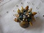 Vintage j60 broche van schelpjes, Overige materialen, 4 tot 7 cm, Overige kleuren, Ophalen of Verzenden