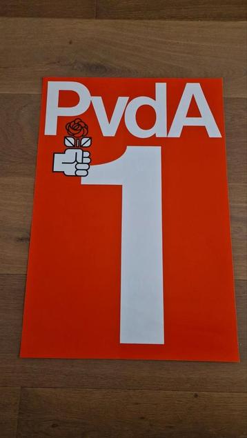 PvdA verkiezingsposter klein model jaren 80 beschikbaar voor biedingen