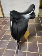 Arena dressuurzadel 17,5", Dieren en Toebehoren, Ophalen of Verzenden, Zo goed als nieuw, Dressuur