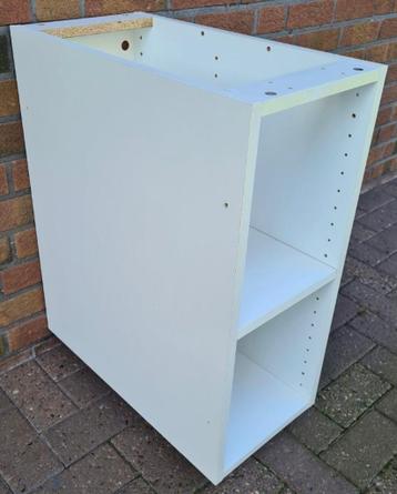 GEZOCHT: IKEA Faktum Onderkast |441.786.10,alleen 30cm breed - afbeelding 2