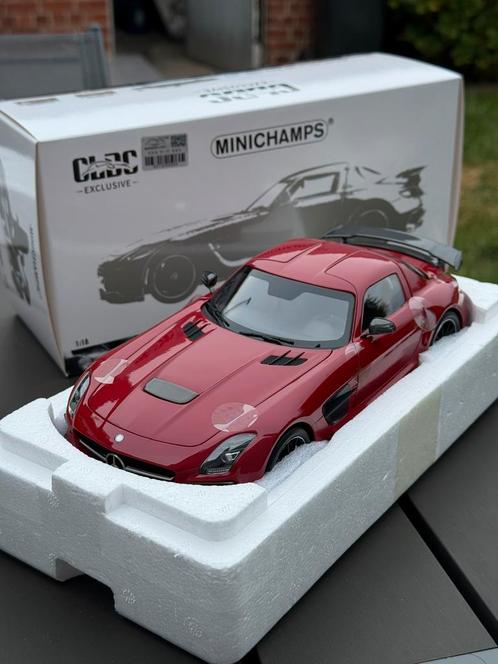 SLS amg black series minichamps CLDC 1/300 new, Hobby en Vrije tijd, Modelauto's | 1:18, Nieuw, Auto, MiniChamps, Ophalen of Verzenden