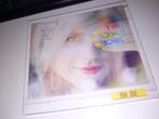 CD GESIGNEERD Nina June – The World Awaits, Ophalen, 1980 tot 2000, Zo goed als nieuw